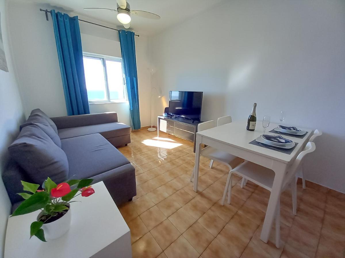 Mira Atlantico 13- Terraco Com Vista Mar E Cidade, Wifi, 80Mt Praia Quarteira Exterior foto