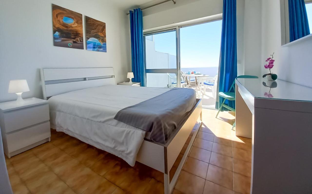 Mira Atlantico 13- Terraco Com Vista Mar E Cidade, Wifi, 80Mt Praia Quarteira Exterior foto