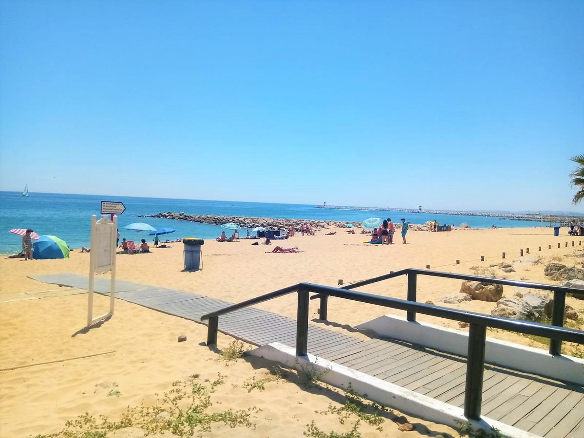 Mira Atlantico 13- Terraco Com Vista Mar E Cidade, Wifi, 80Mt Praia Quarteira Exterior foto