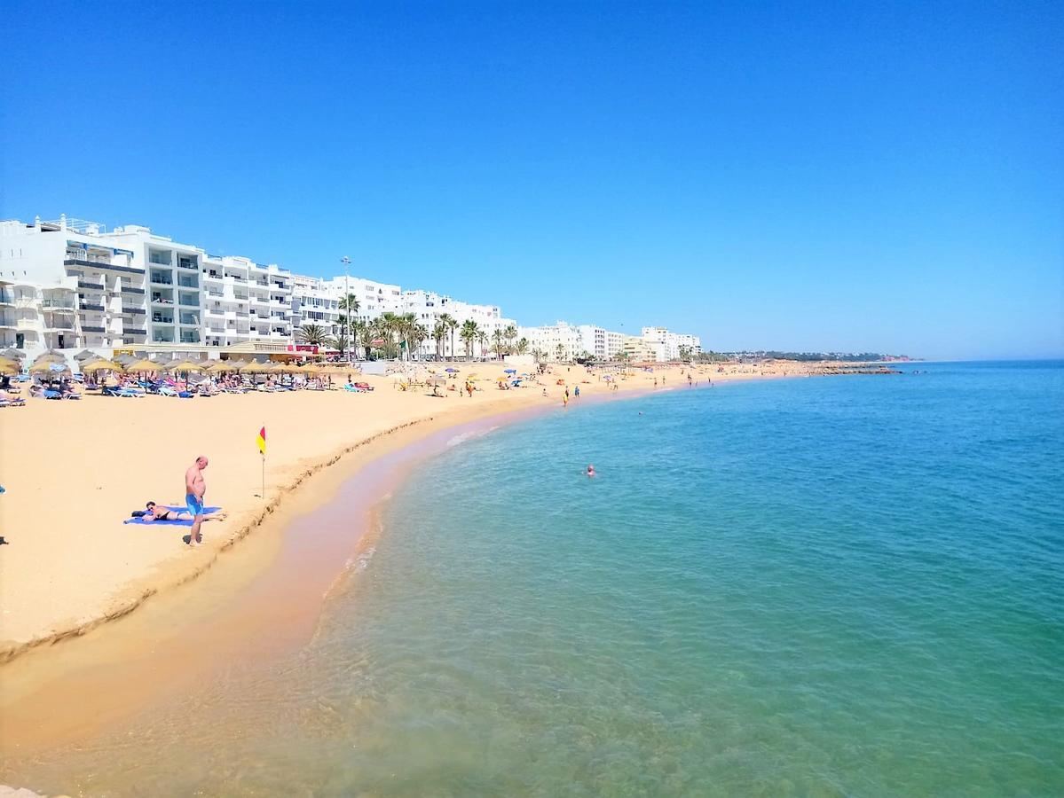 Mira Atlantico 13- Terraco Com Vista Mar E Cidade, Wifi, 80Mt Praia Quarteira Exterior foto